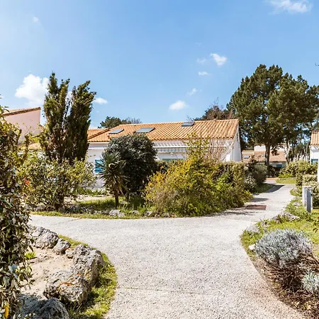 Holiday home Les Maisons De L'ocean-3 By Interhome