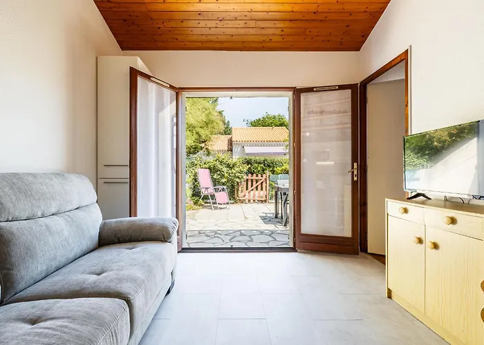 Сasa de vacaciones Les Maisons De L'ocean-3 By Interhome *