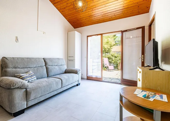 Les Maisons De L'ocean-3 By Interhome * La Palmyre